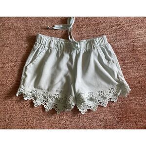 BeBop Women’s Linen Blend Shorts S/M Crochet Lace Trim Pockets Casual